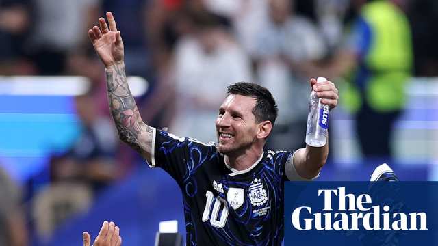 World Cup 2026: England edged out by Argentina in semi-final – in pictures